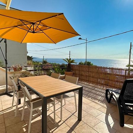 Marina Di Andrano - Alisso, Casa Vista Mare Con Parcheggio Privato E Wifi Βίλα Εξωτερικό φωτογραφία