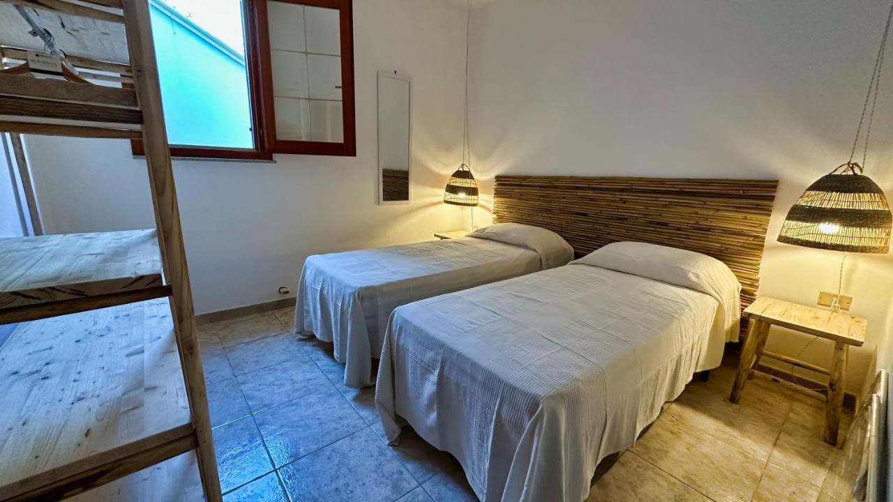 Marina Di Andrano - Alisso, Casa Vista Mare Con Parcheggio Privato E Wifi Βίλα Εξωτερικό φωτογραφία